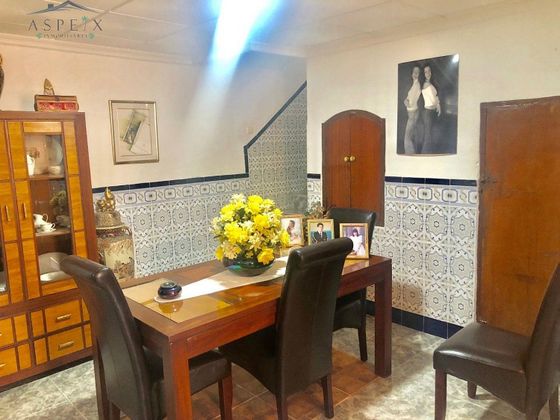 Foto 2 de Casa en venda a Algueña de 4 habitacions i 326 m²