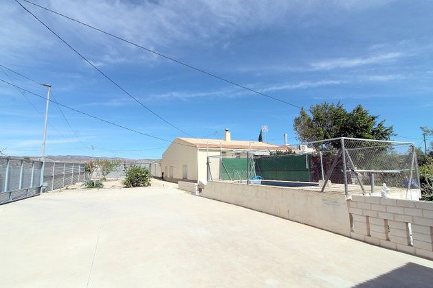 Foto 2 de Xalet en venda a Abanilla de 4 habitacions amb terrassa i piscina