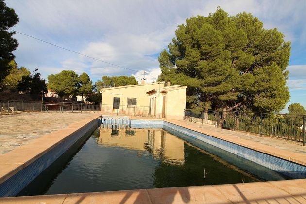Foto 2 de Casa rural en venda a Aspe de 6 habitacions amb terrassa i piscina