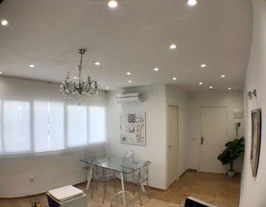 Foto 1 de Alquiler de oficina en Centro - Alicante con aire acondicionado y calefacción