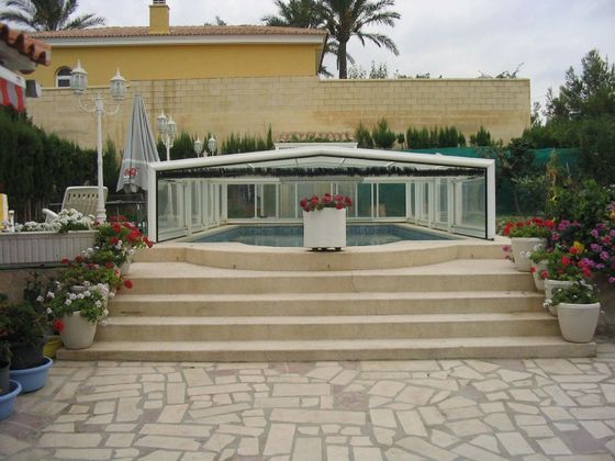 Foto 1 de Chalet en venta en Pueblo Levante de 4 habitaciones con terraza y piscina