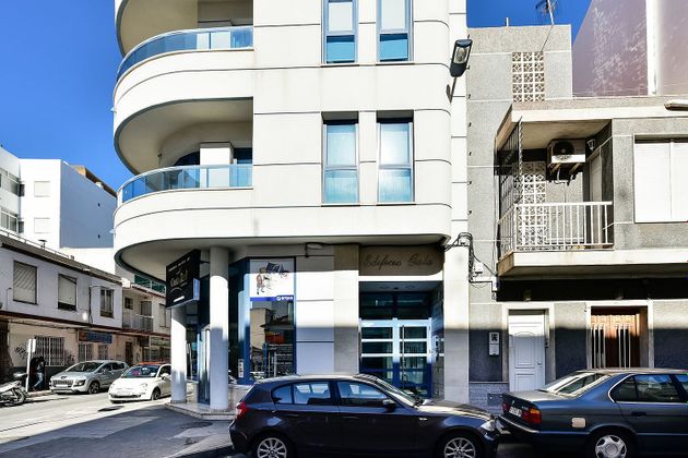 Foto 2 de Pis en lloguer a calle Vicente Blasco Ibañez de 2 habitacions amb mobles i balcó