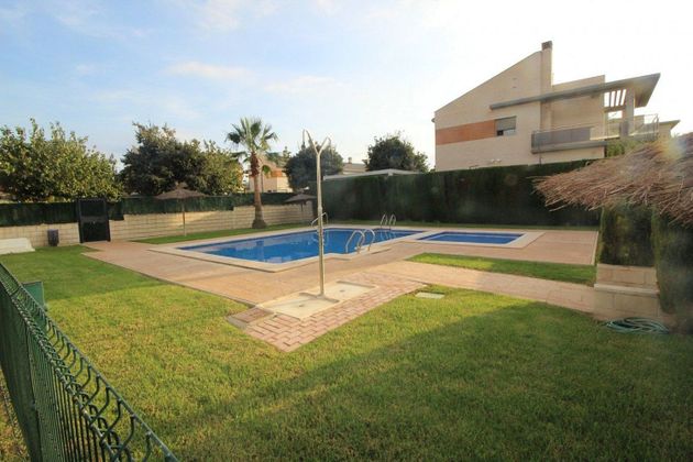 Foto 1 de Venta de casa en San Juan de Alicante/Sant Joan d´Alacant de 3 habitaciones con terraza y piscina
