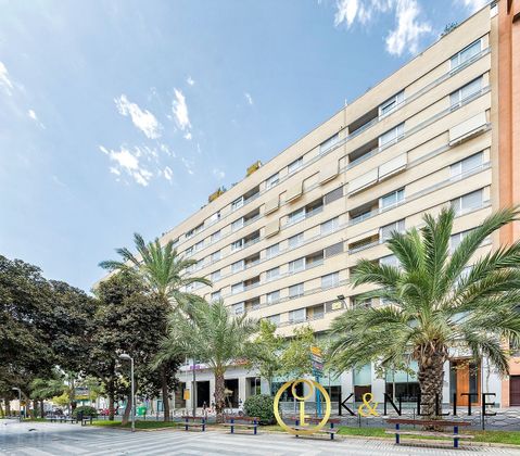 Foto 1 de Dúplex en venda a avenida Oscar Espla de 3 habitacions amb terrassa i garatge