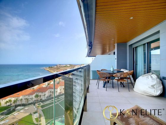 Foto 1 de Ático en alquiler en Cabo de las Huertas de 1 habitación con terraza y piscina