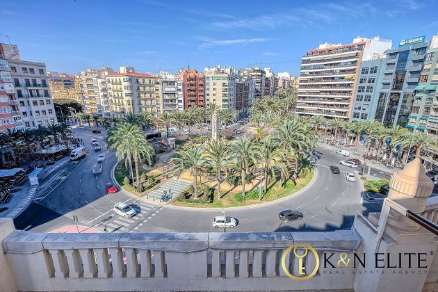 Foto 1 de Pis en venda a Centro - Alicante de 2 habitacions amb terrassa i aire acondicionat