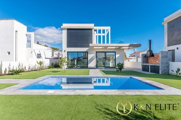 Foto 1 de Xalet en venda a Playa Mucha Vista de 3 habitacions amb terrassa i piscina