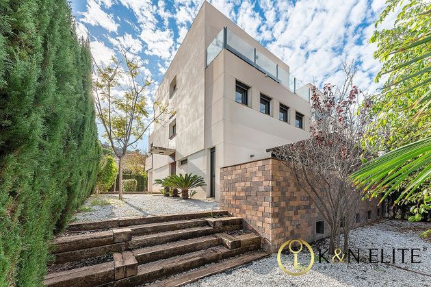 Foto 1 de Casa en lloguer a calle El Greco de 5 habitacions amb terrassa i piscina