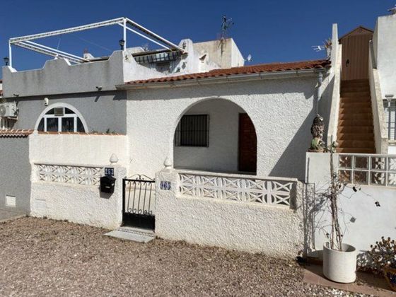 Foto 1 de Casa en venda a calle Mozar de 2 habitacions amb terrassa i jardí