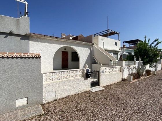 Foto 2 de Casa en venda a calle Mozar de 2 habitacions amb terrassa i jardí
