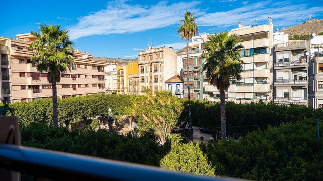 Foto 1 de Pis en venda a plaza Nueva de 4 habitacions amb terrassa i balcó