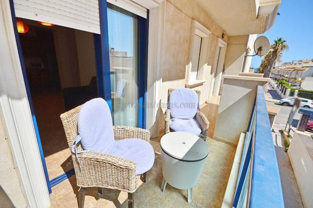 Foto 2 de Pis en venda a plaza Marina de 2 habitacions amb terrassa i piscina
