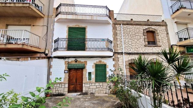 Foto 1 de Casa en venda a Casco Antiguo de 3 habitacions i 116 m²