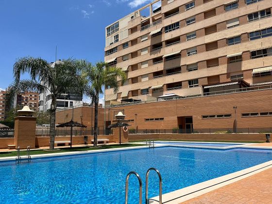 Foto 2 de Pis en lloguer a calle Matrona Maria de Gracia Cases Penades de 4 habitacions amb piscina i garatge