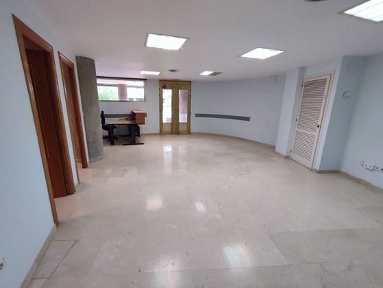 Foto 2 de Oficina en alquiler en Ensanche - Diputación de 250 m²