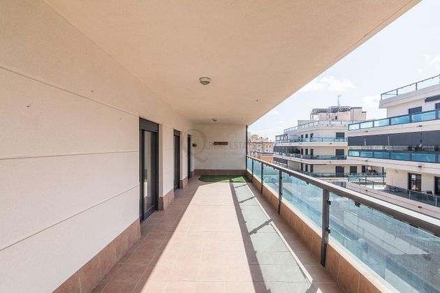 Foto 2 de Pis en venda a El Travaló - Martínez Valero de 3 habitacions amb terrassa i piscina