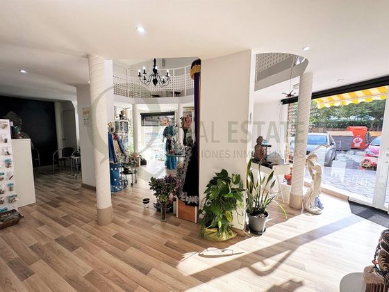 Foto 1 de Local en venta en Altozano - Conde Lumiares de 120 m²