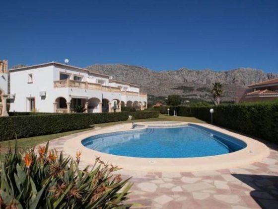 Foto 1 de Casa en venda a Beniarbeig de 3 habitacions amb terrassa i piscina