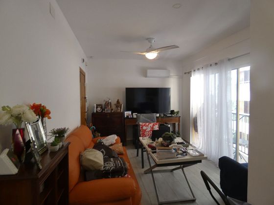 Foto 2 de Pis en venda a Casco Antiguo - Santa Cruz de 2 habitacions amb terrassa i aire acondicionat
