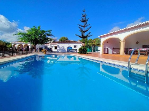 Foto 1 de Xalet en venda a Montgó - Partida Tosal de 5 habitacions amb terrassa i piscina