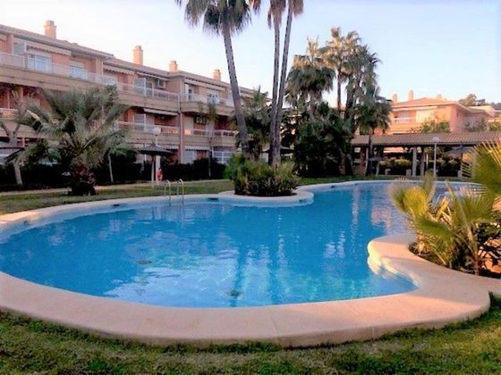 Foto 1 de Pis en lloguer a Arenal de 3 habitacions amb terrassa i piscina