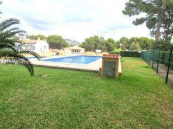 Foto 1 de Casa en venda a Casco Urbano de 2 habitacions amb terrassa i piscina