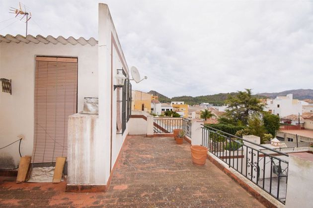 Foto 2 de Venta de casa en Pedreguer de 6 habitaciones con terraza y aire acondicionado