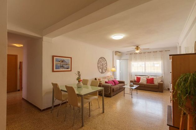 Foto 2 de Pis en venda a La Pedrera-Vessanes de 4 habitacions amb terrassa i piscina