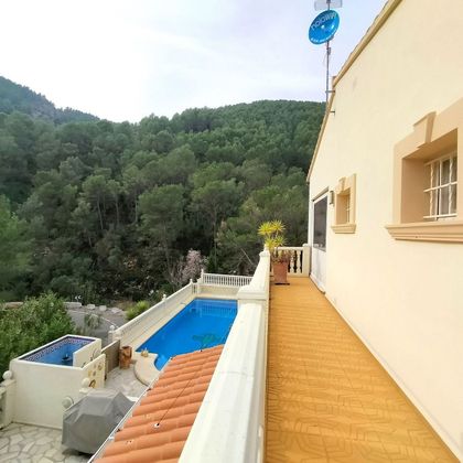 Foto 2 de Xalet en venda a Orba de 3 habitacions amb terrassa i piscina
