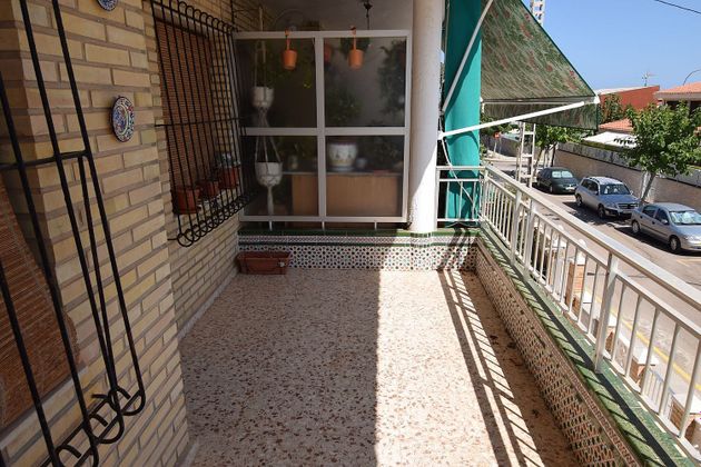 Foto 2 de Pis en venda a calle Navegantes de 3 habitacions amb balcó i aire acondicionat