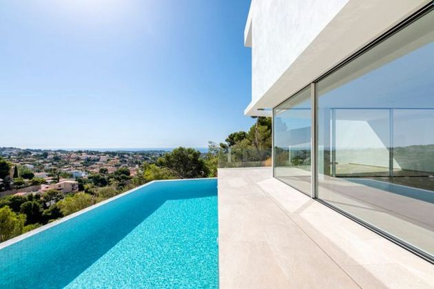Foto 1 de Casa adossada en venda a Benissa de 3 habitacions amb terrassa i piscina