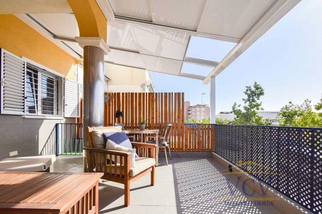Foto 1 de Casa en venda a Bernabéu - Santa Pola Este de 3 habitacions amb terrassa i piscina