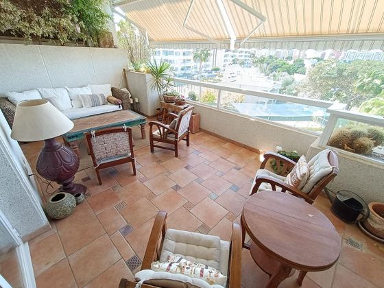 Foto 1 de Pis en lloguer a Alicante Golf de 3 habitacions amb terrassa i piscina