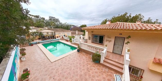 Foto 1 de Venta de casa en L'Albir-Zona Playa de 5 habitaciones con terraza y piscina