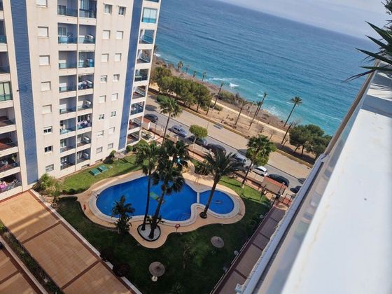 Foto 1 de Dúplex en venda a Villajoyosa ciudad de 2 habitacions amb terrassa i piscina