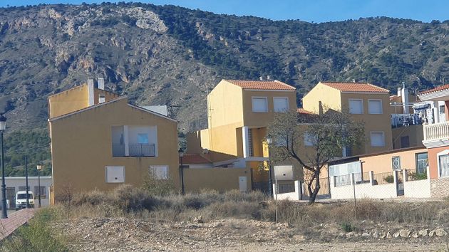 Foto 2 de Casa adossada en venda a Salinas de 4 habitacions amb terrassa i piscina