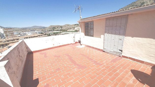Foto 2 de Casa en venda a Petrer de 4 habitacions amb terrassa