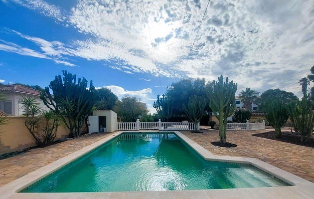 Foto 2 de Venta de chalet en Campos de Golf - Villa Martin - Los Dolses de 4 habitaciones con terraza y piscina