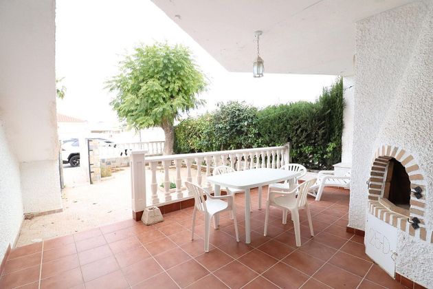 Foto 2 de Venta de chalet en Dehesa de Campoamor - La Regia - Aguamarina de 2 habitaciones con terraza y jardín