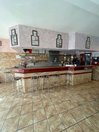 Foto 1 de Local en venda a Pueblo Levante amb terrassa