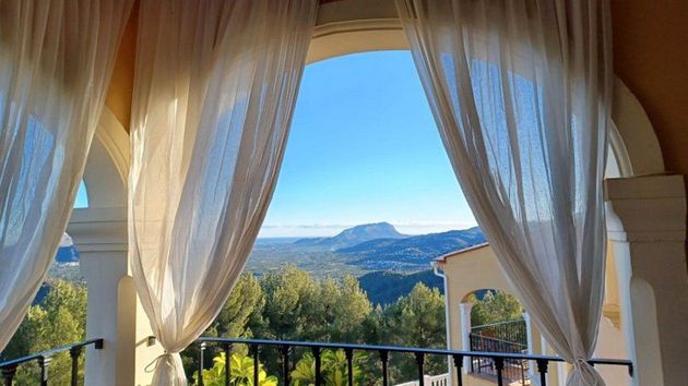 Foto 2 de Casa adossada en venda a Vall de Laguar (la) de 4 habitacions amb terrassa i jardí