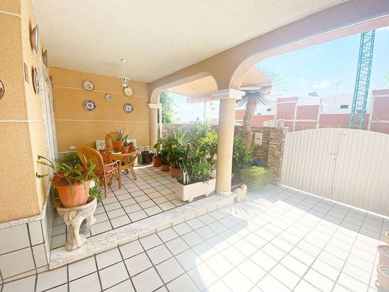 Foto 1 de Dúplex en venda a Zona Pueblo de 3 habitacions amb terrassa i jardí