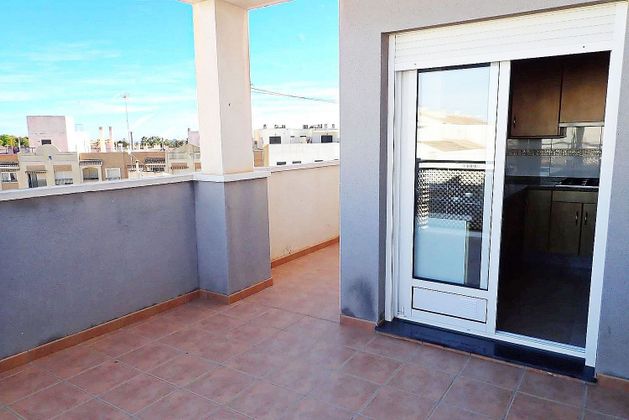 Foto 1 de Àtic en venda a San Pedro del Pinatar de 2 habitacions amb terrassa i garatge