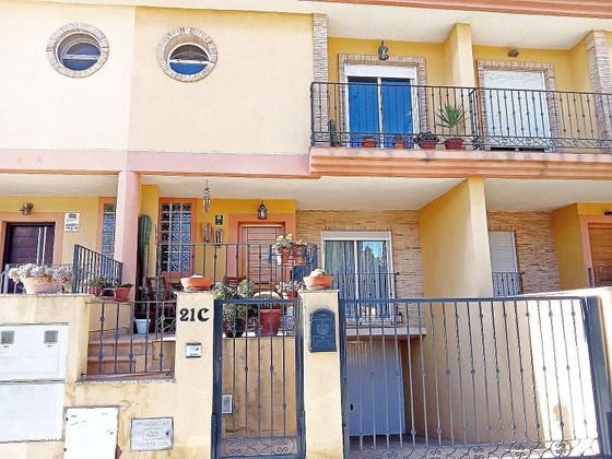 Foto 1 de Dúplex en venta en San Pedro del Pinatar de 4 habitaciones con terraza y garaje