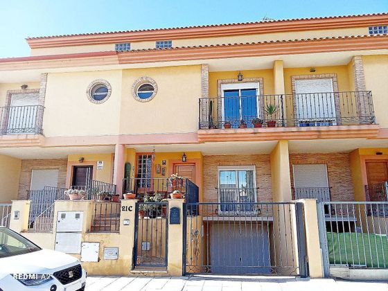 Foto 2 de Dúplex en venta en San Pedro del Pinatar de 4 habitaciones con terraza y garaje