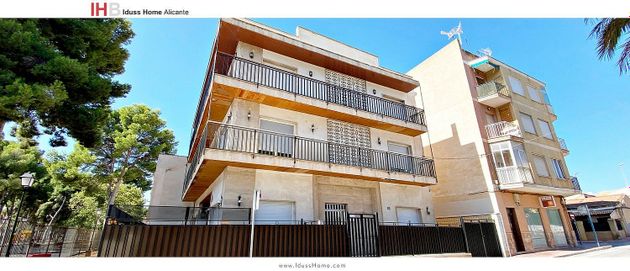 Foto 1 de Pis en venda a calle Lope de Vega de 4 habitacions amb terrassa i garatge