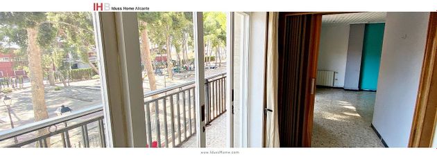 Foto 2 de Pis en venda a calle Lope de Vega de 4 habitacions amb terrassa i garatge