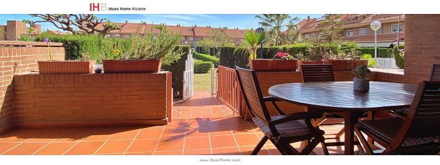 Foto 1 de Casa adosada en venta en Ciudad Jardín de 4 habitaciones con terraza y piscina