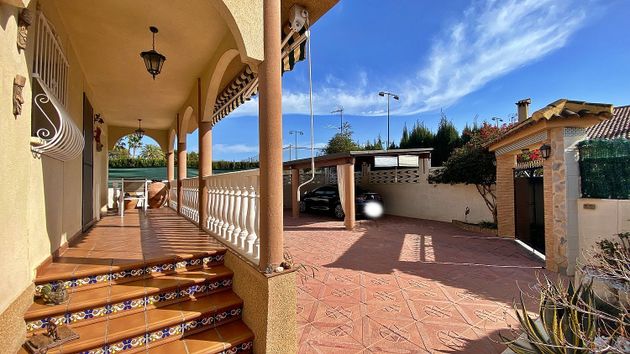 Foto 2 de Chalet en venta en La Huerta de 4 habitaciones con terraza y jardín