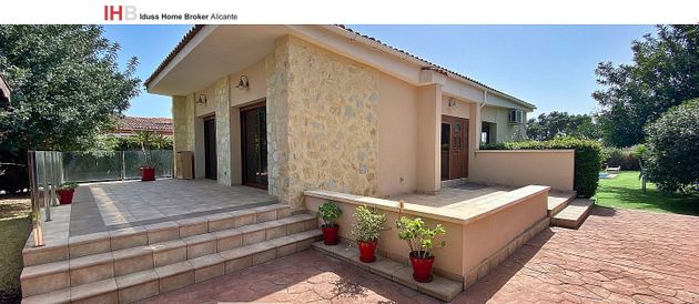 Foto 1 de Xalet en venda a Alicante Golf de 3 habitacions amb terrassa i piscina